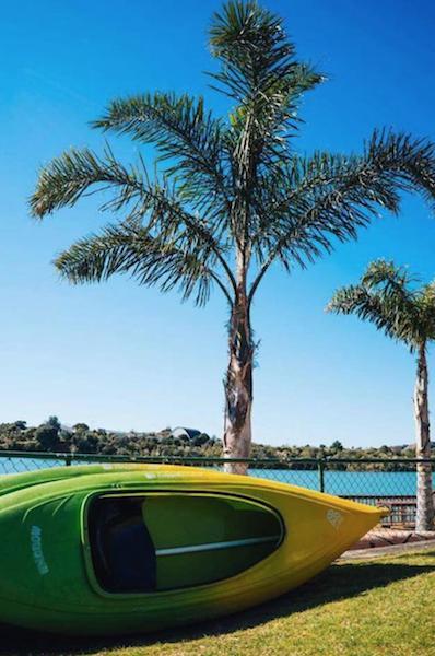 Raglan Palm Beach Motel Εξωτερικό φωτογραφία