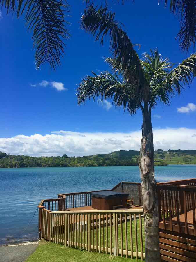 Raglan Palm Beach Motel Εξωτερικό φωτογραφία