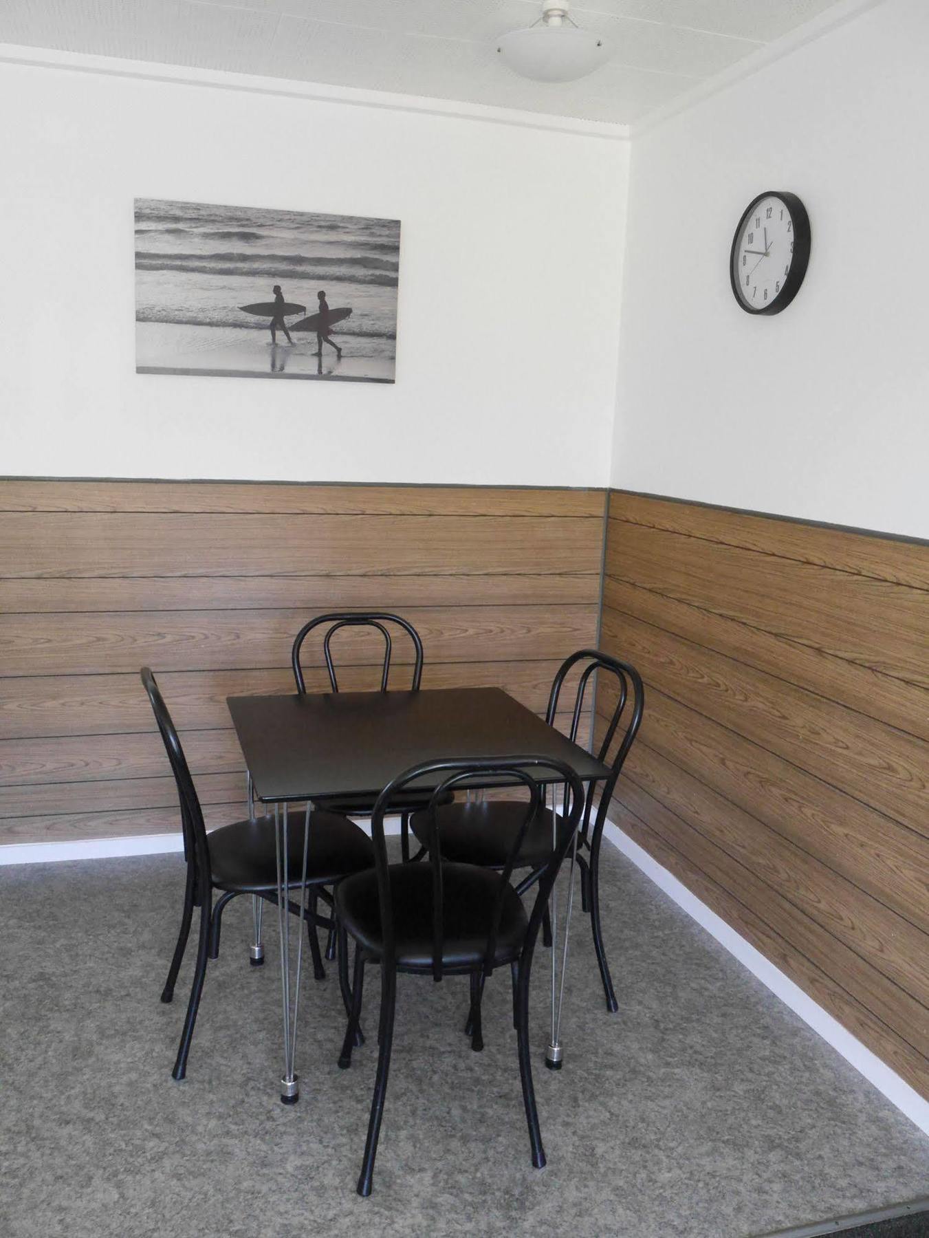 Raglan Palm Beach Motel Εξωτερικό φωτογραφία